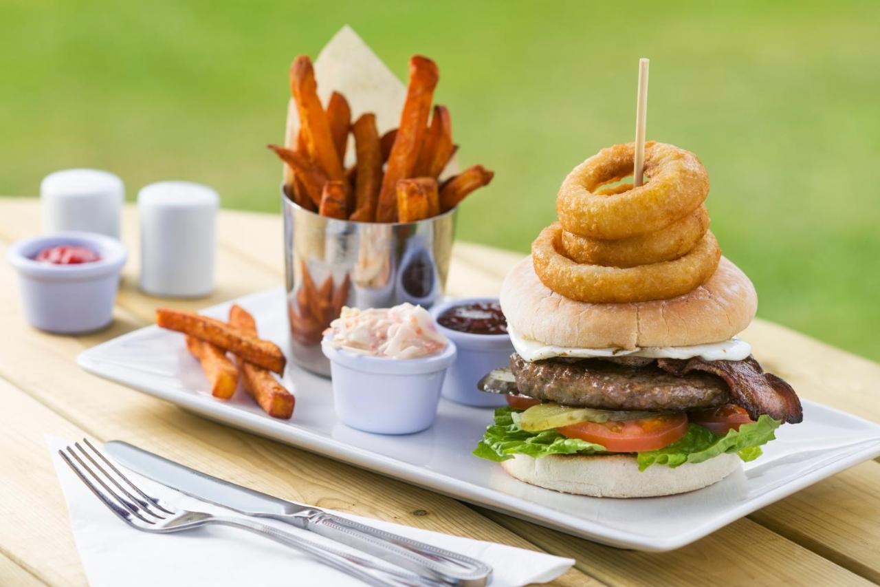 לאונססטון Trethorne Hotel & Golf Club מראה חיצוני תמונה
