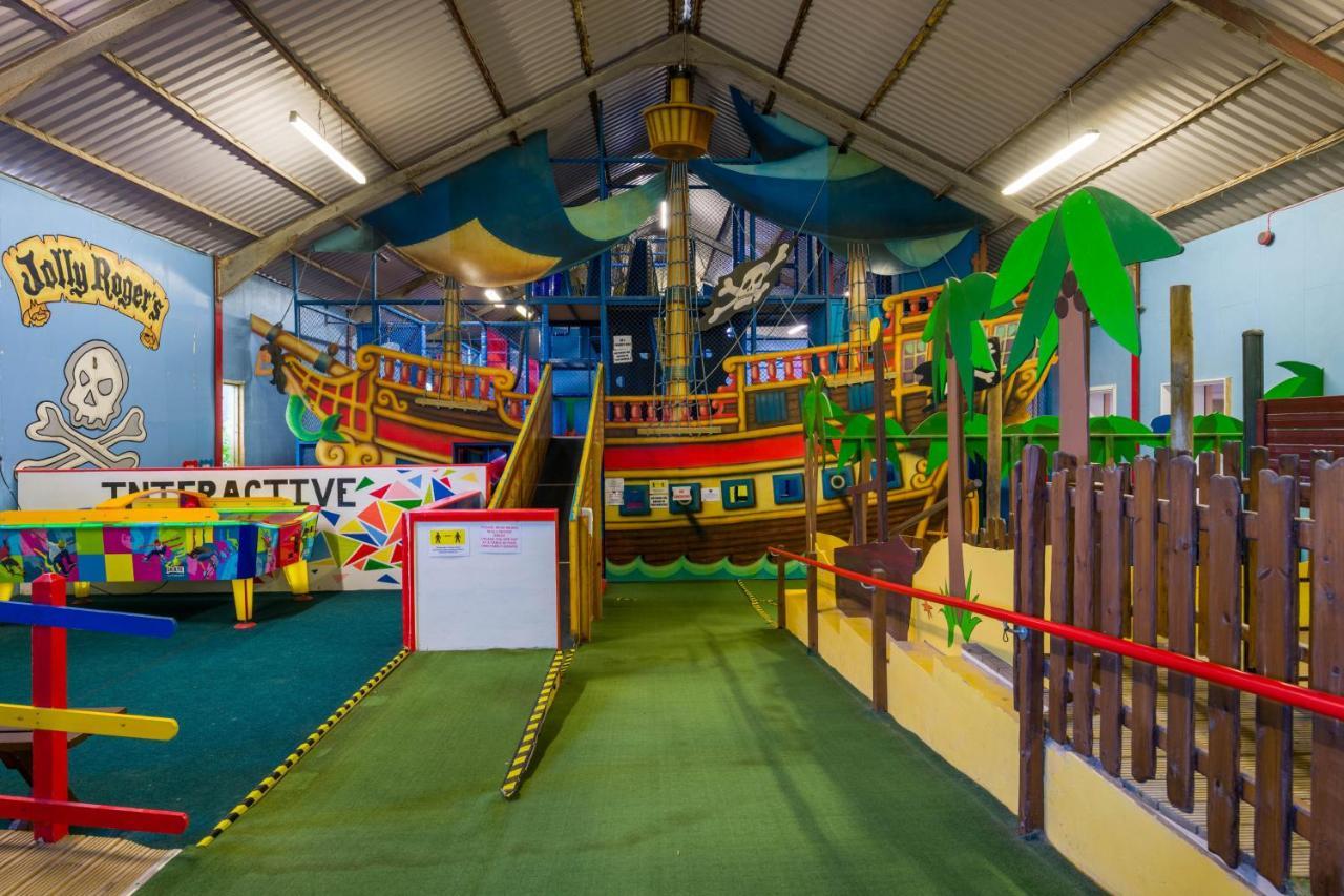 לאונססטון Trethorne Hotel & Golf Club מראה חיצוני תמונה